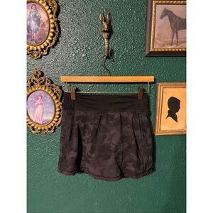 Lululemon Black Gray Camo Skort Sz 2 Long